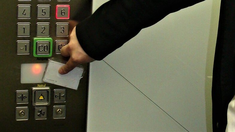 Met de slimme oplossingen van GET zit de beveiliging van je lift op het hoogste niveau.